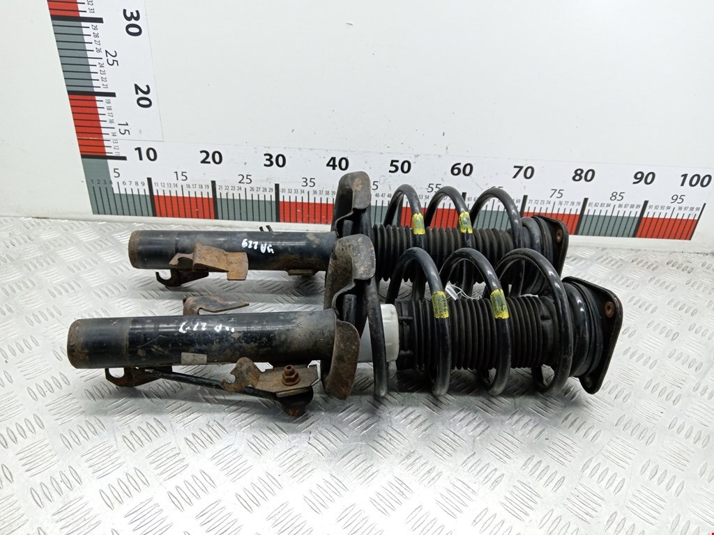 Амортизатор передний левый MAZDA Mazda 3 BK 2003-2009