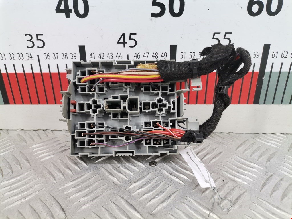 Блок предохранителей Volkswagen Touareg 1 (2002-2010)