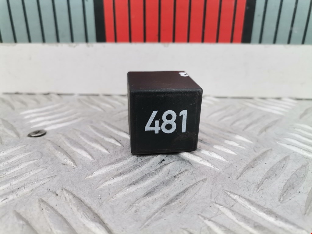 Реле Volkswagen Touareg 1 (2002-2010)