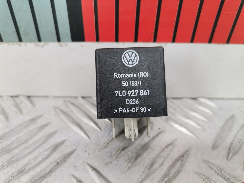 Реле VOLKSWAGEN Touareg 2002-2010