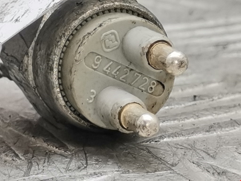 Датчик включения заднего хода VOLVO V70 II 2000-2007