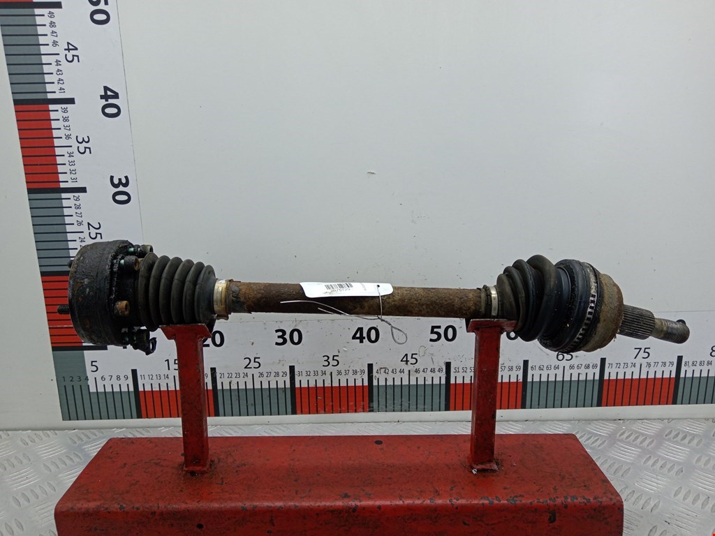 Полуось (привод, приводной вал) передняя левая VOLKSWAGEN Lupo 1999-2005