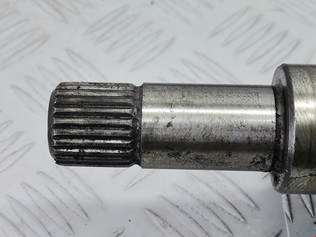 Полуось (привод, приводной вал) передняя левая CITROEN Berlingo 1996-2012