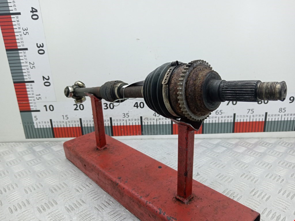 Полуось (привод, приводной вал) передняя правая MAZDA 323 FA 1977-1980