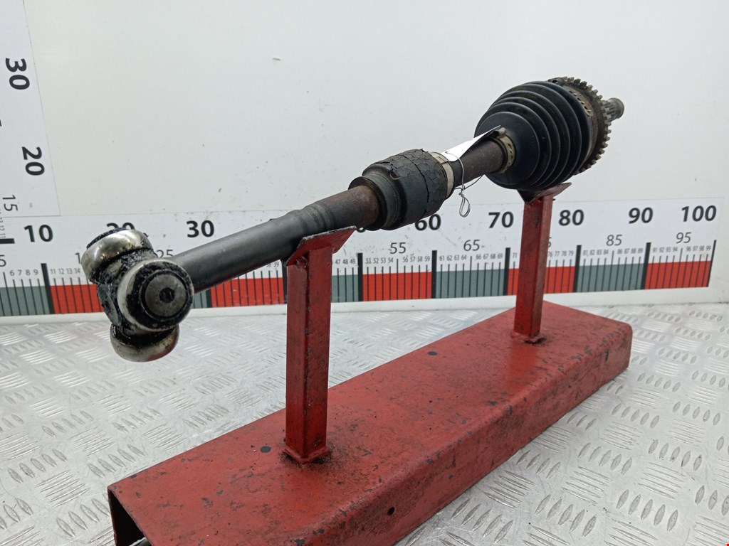 Полуось (привод, приводной вал) передняя правая MAZDA 323 FA 1977-1980