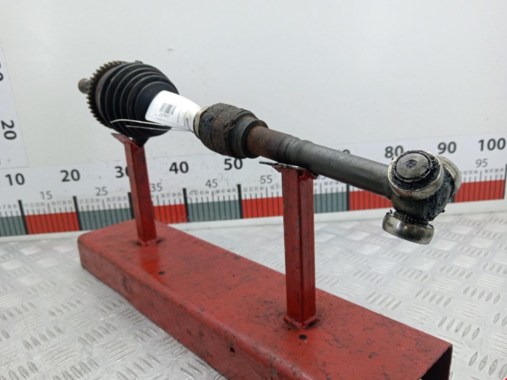 Полуось (привод, приводной вал) передняя правая MAZDA 323 FA 1977-1980