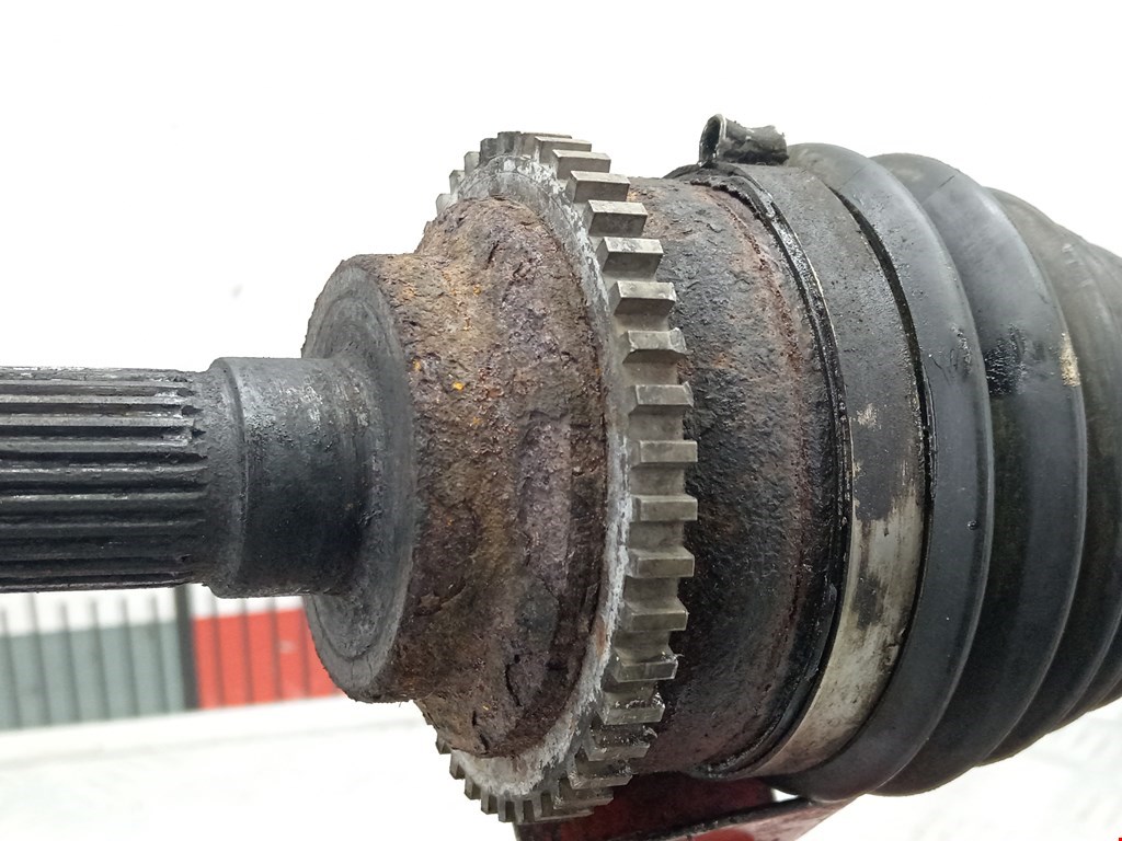 Полуось (привод, приводной вал) передняя правая MAZDA 323 FA 1977-1980