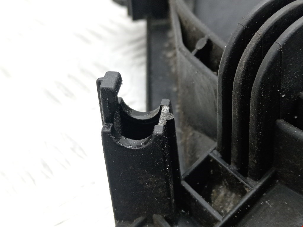 Вентилятор радиатора основного MITSUBISHI Lancer IX CS 2000-2010