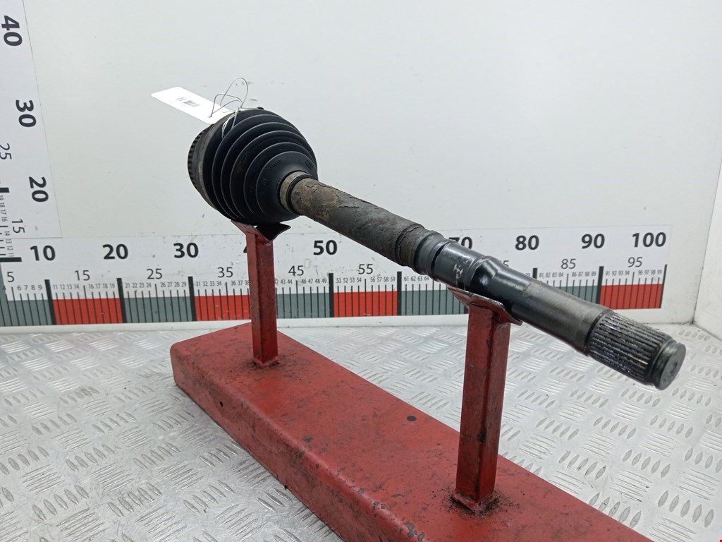 Полуось (привод, приводной вал) передняя правая VOLKSWAGEN Sharan 1995-2010