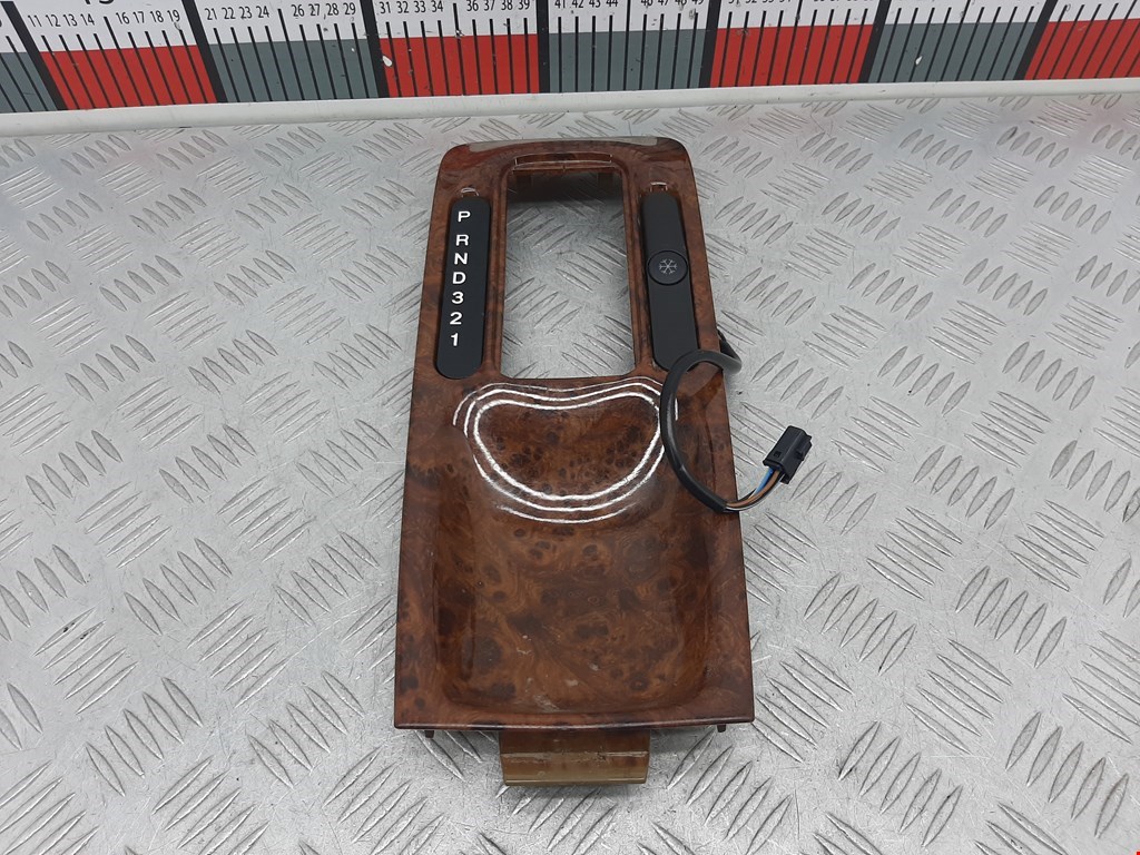 Накладка декоративная на кулису (рамка рычага КПП) Opel Omega B (1994-2004)