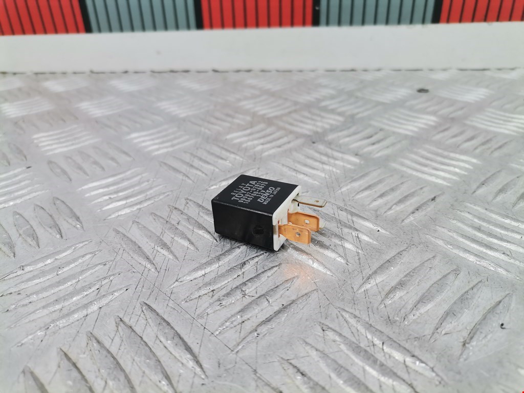 Реле TOYOTA Yaris 1999-2005