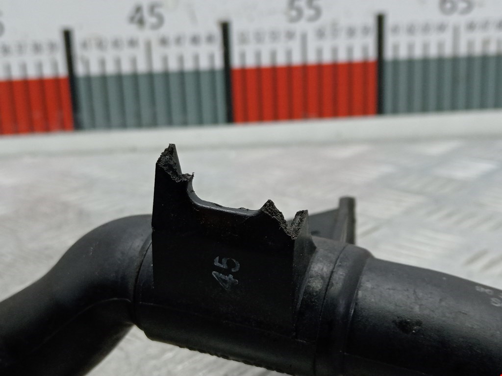 Патрубок PEUGEOT 206 1998-2012