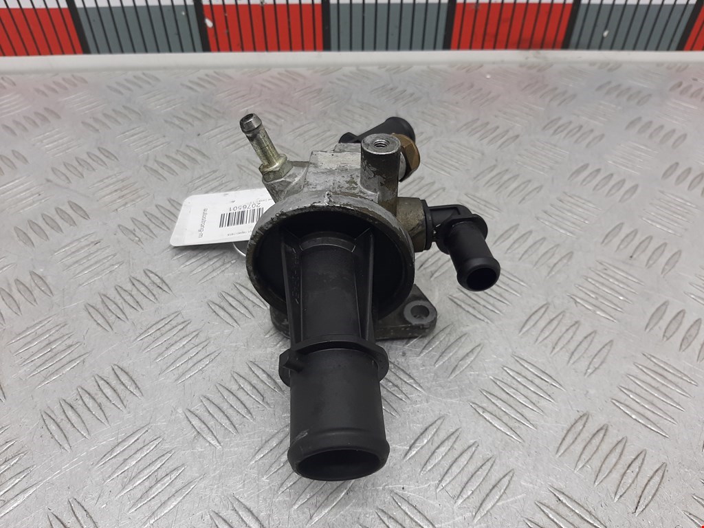 Корпус термостата OPEL Corsa C 2000-2006