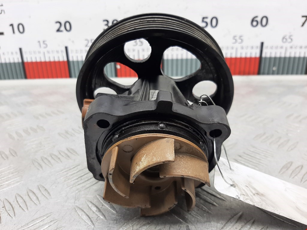 Насос водяной (помпа) OPEL Corsa C 2000-2006