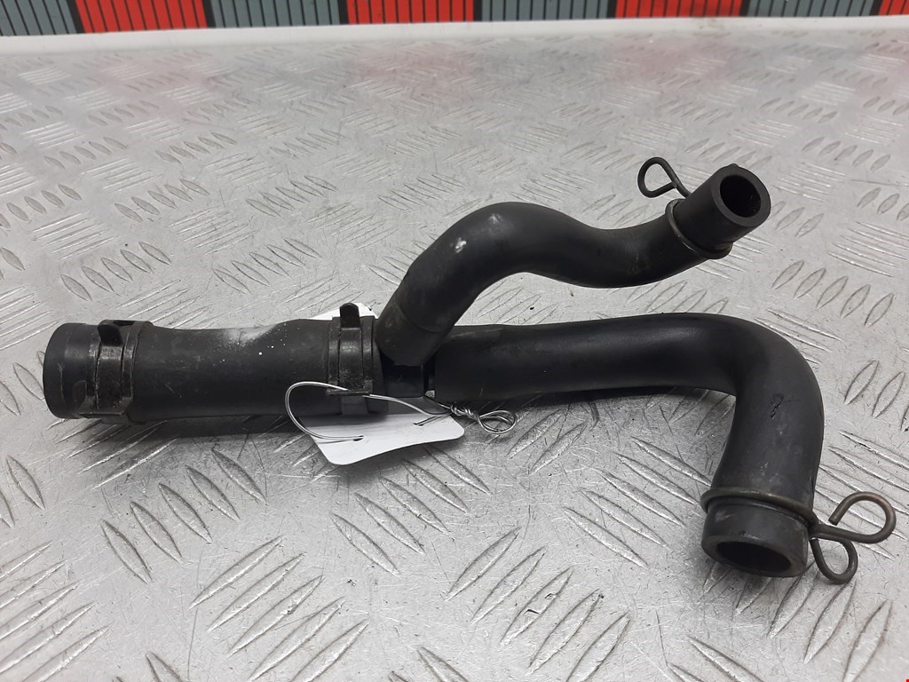 Патрубок SUBARU Legacy 1998-2004