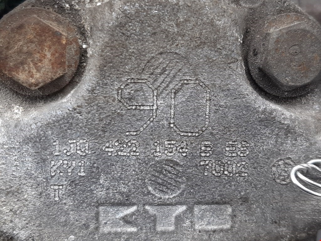 Насос гидроусилителя руля (ГУР) VOLKSWAGEN Bora 1998-2005