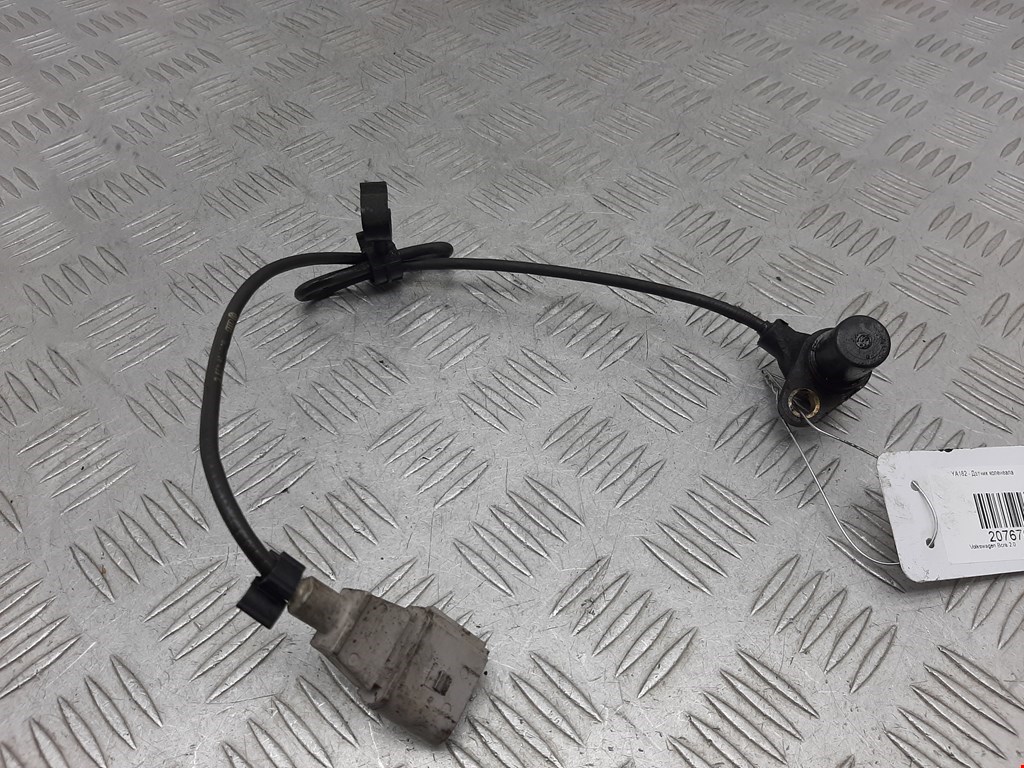 Датчик положения коленвала VOLKSWAGEN Bora 1998-2005