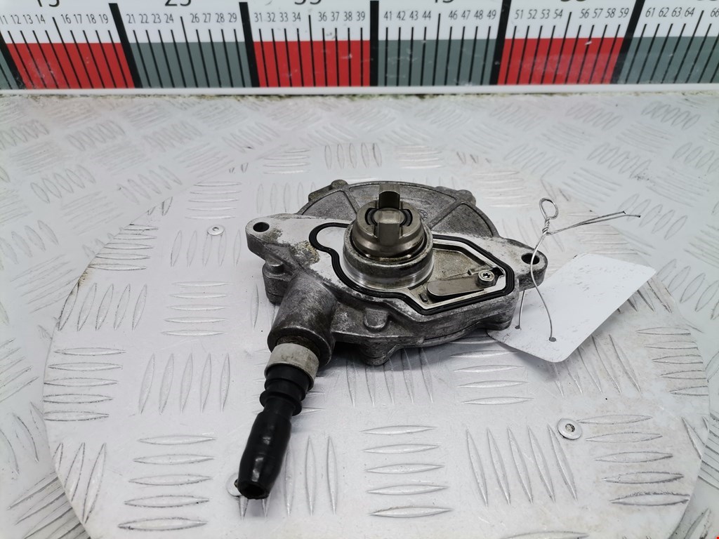 Насос вакуумный Mercedes A-Class (W169) (2004-2012)