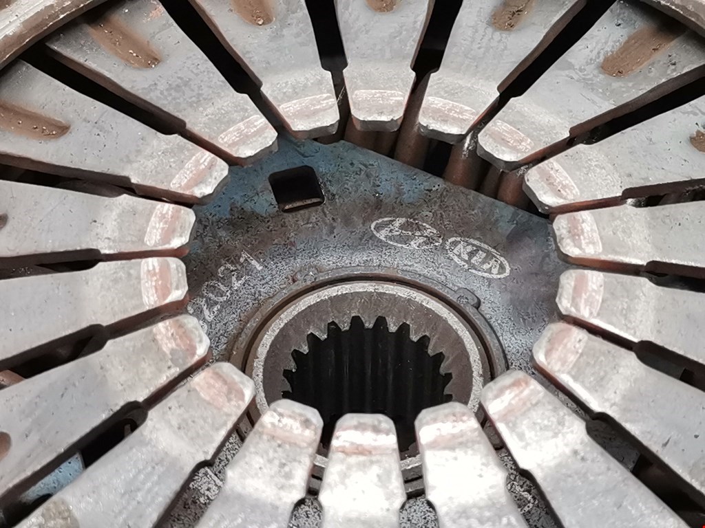 Маховик (демпфер сцепления) HYUNDAI i30 2007-2012