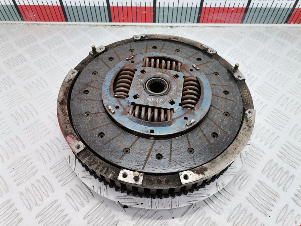 Маховик (демпфер сцепления) HYUNDAI i30 2007-2012