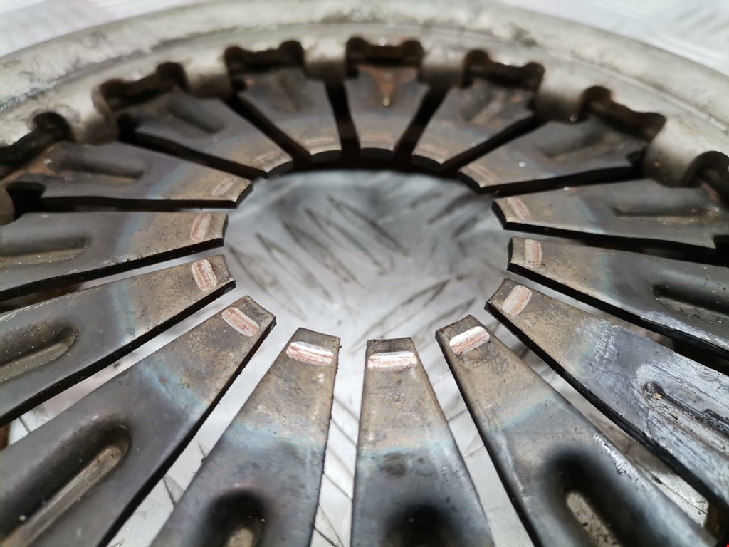 Маховик (демпфер сцепления) MAZDA 323 FA 1977-1980