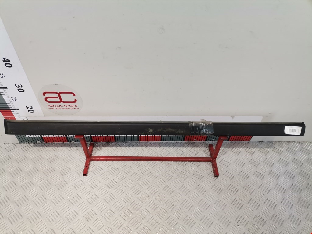 Накладка (молдинг) двери передней левой Mitsubishi Space_Star 1 (1998-2005)