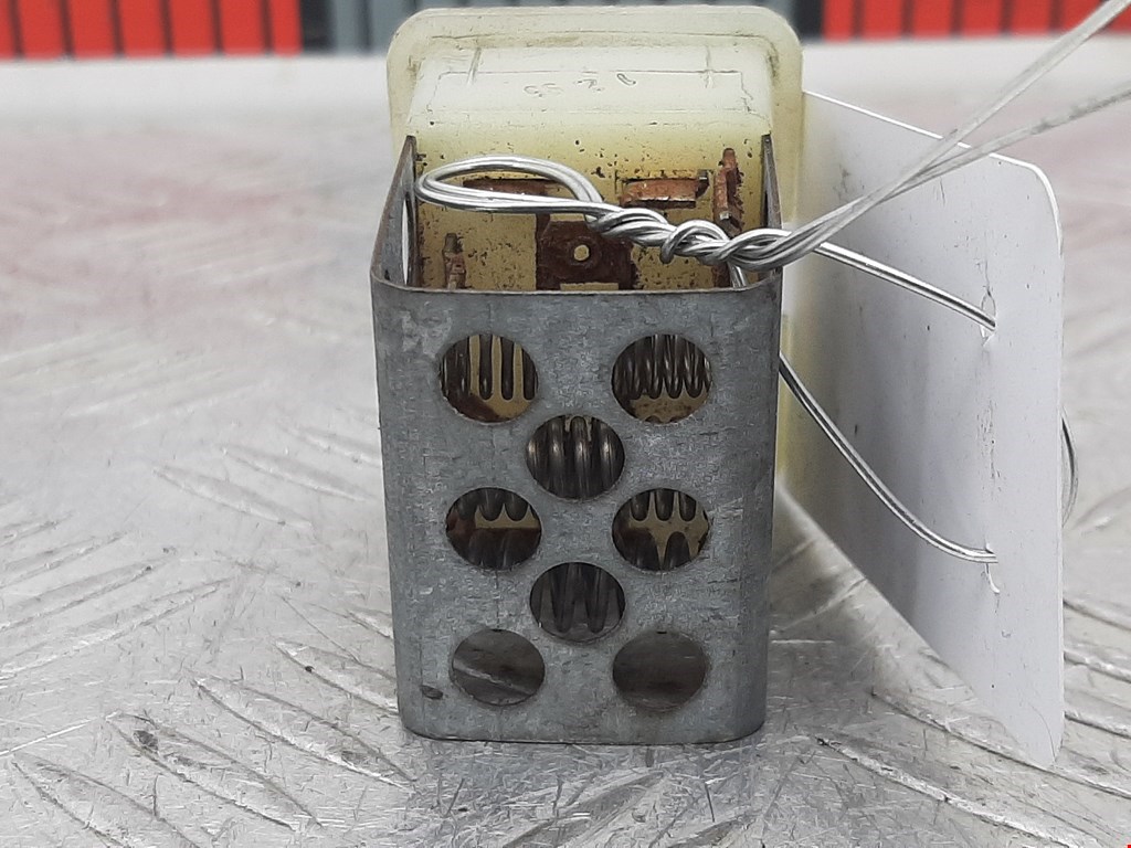 Резистор отопителя (сопротивление печки) OPEL Omega B 1994-2004