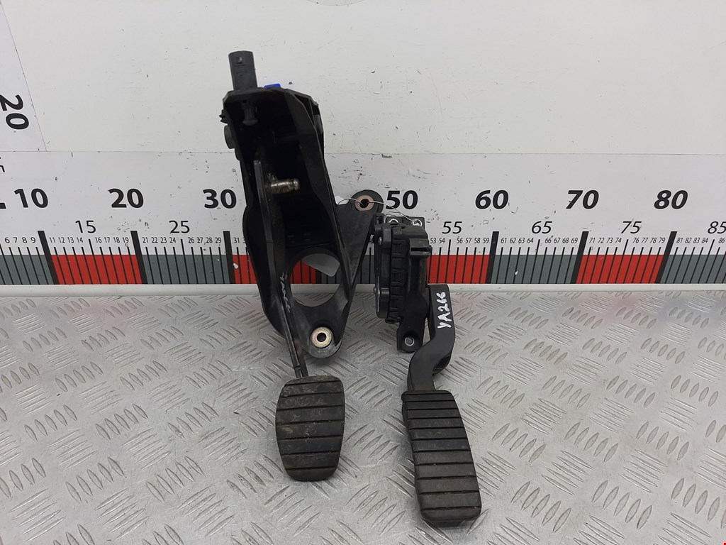 Блок педалей (педальный узел) RENAULT Laguna 2001-2007