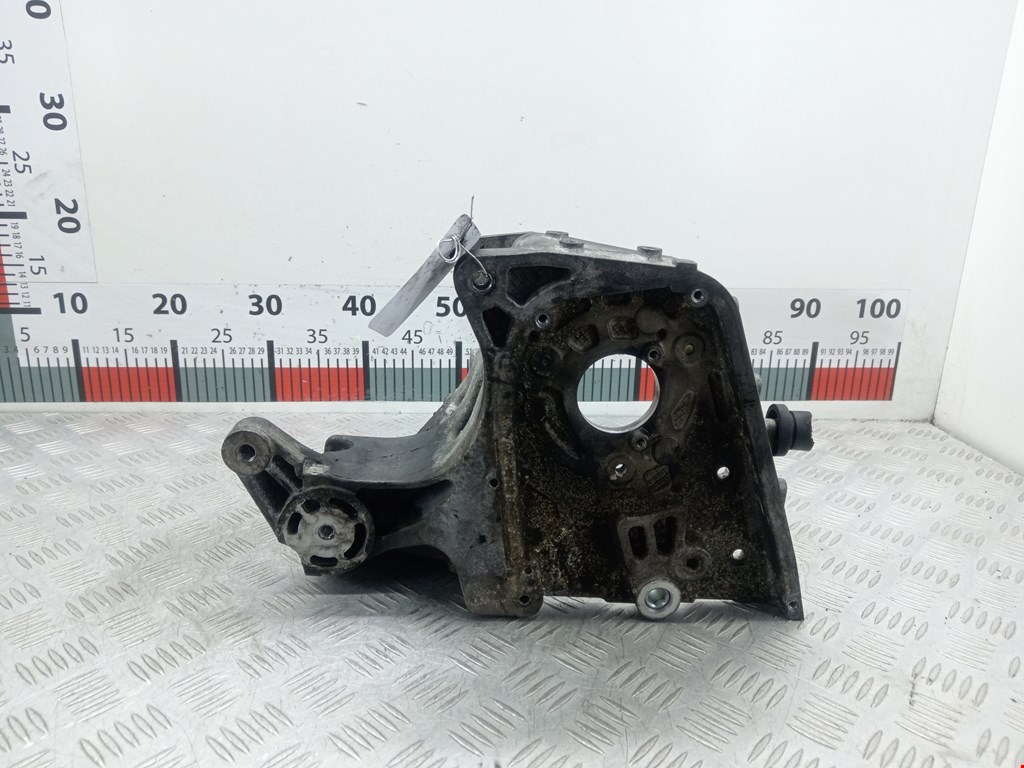 Кронштейн ТНВД OPEL Astra H/Family 2004-2015