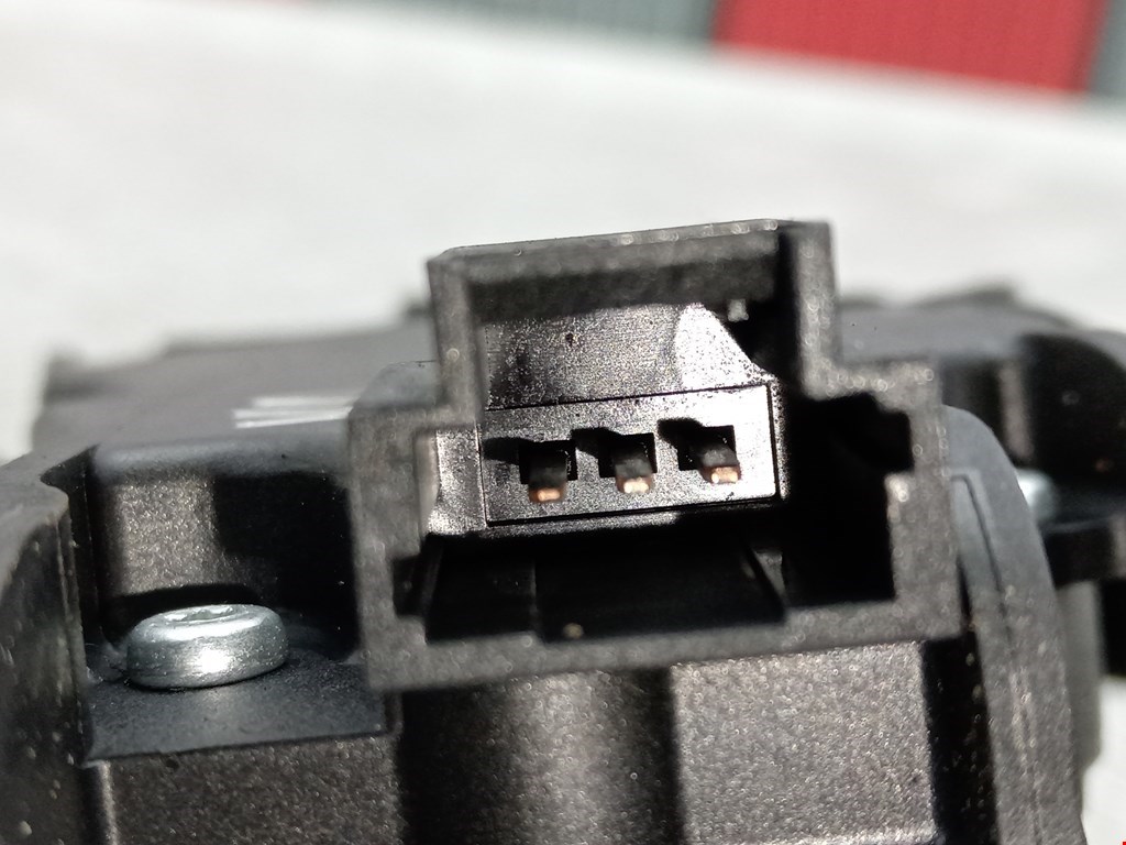 Моторчик стеклоочистителя задний PEUGEOT 206 1998-2012