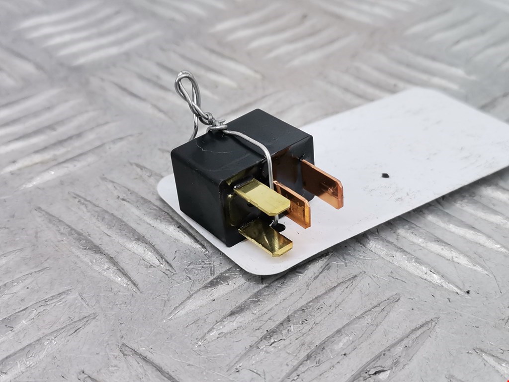 Реле MITSUBISHI Grandis 2003-2011