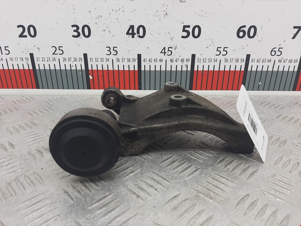 Кронштейн кондиционера AUDI A6 C5 1997-2004