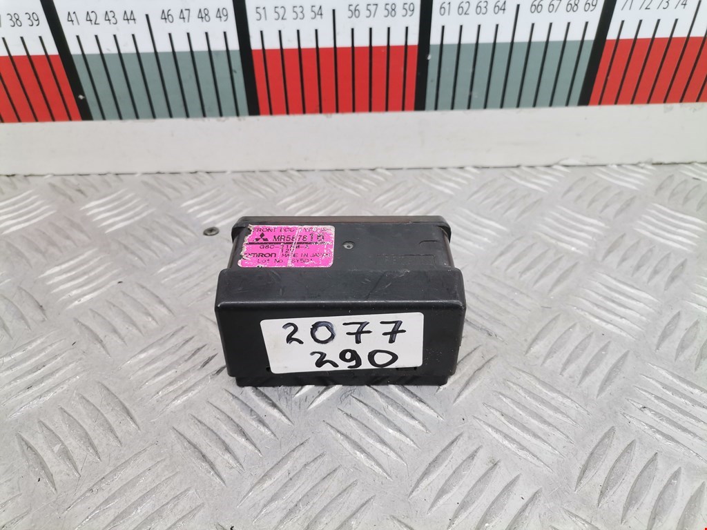 Блок реле MITSUBISHI Grandis 2003-2011