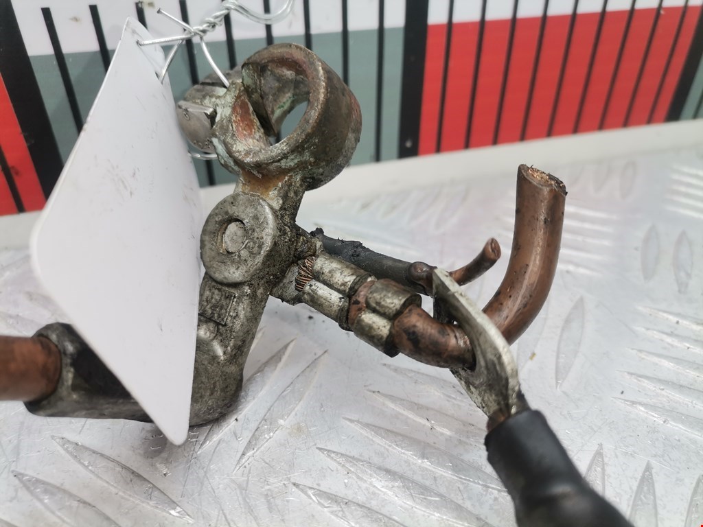 Клемма аккумулятора (минус) - OPEL Meriva A 2003-2010