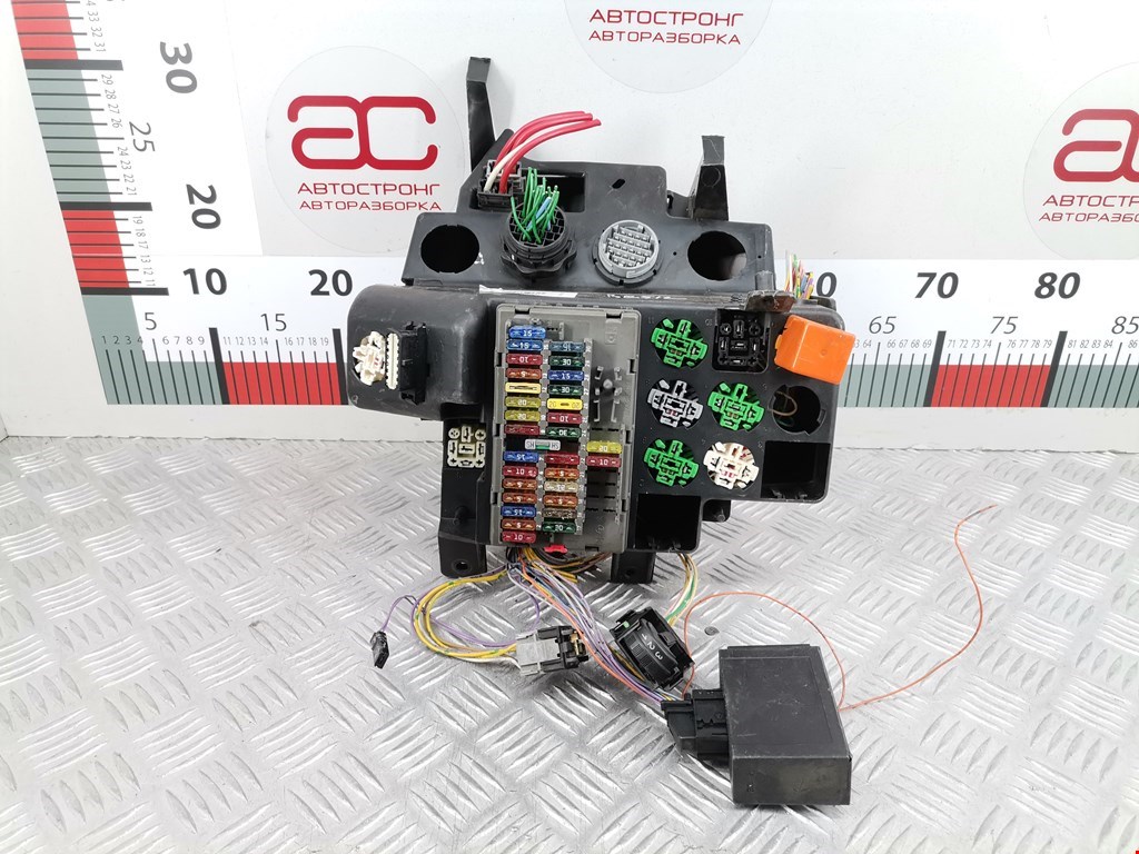 Датчик уровня в бачок омывателя CITROEN Berlingo 1996-2012