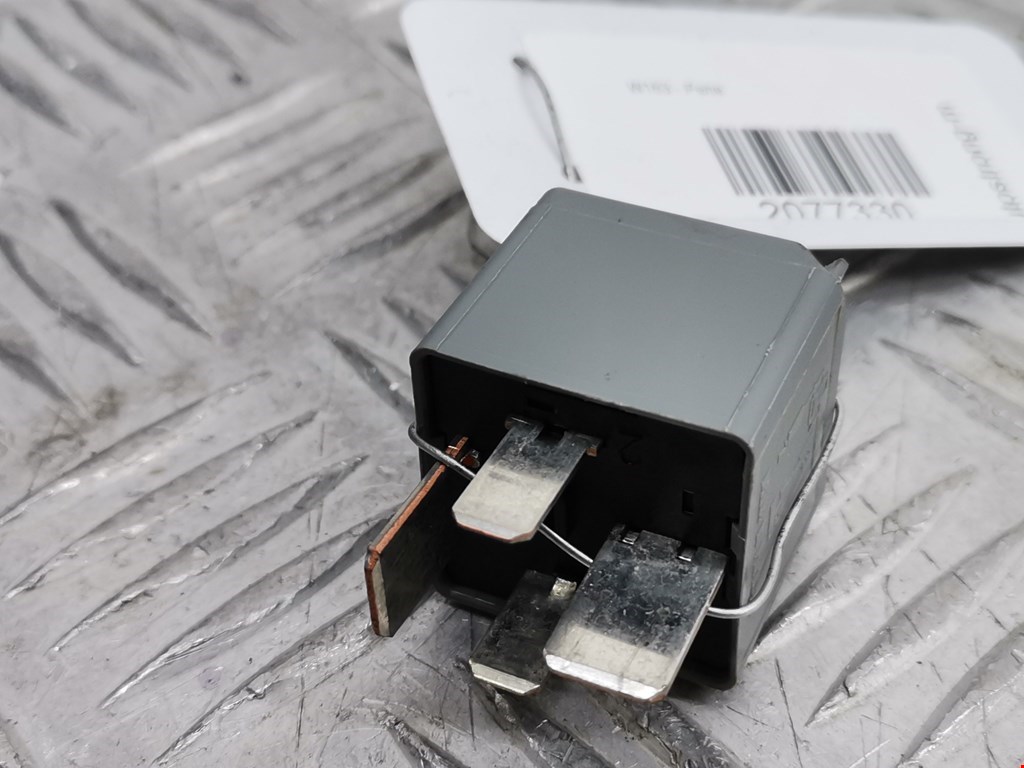 Реле LAND ROVER Range Rover Sport 2005-2013