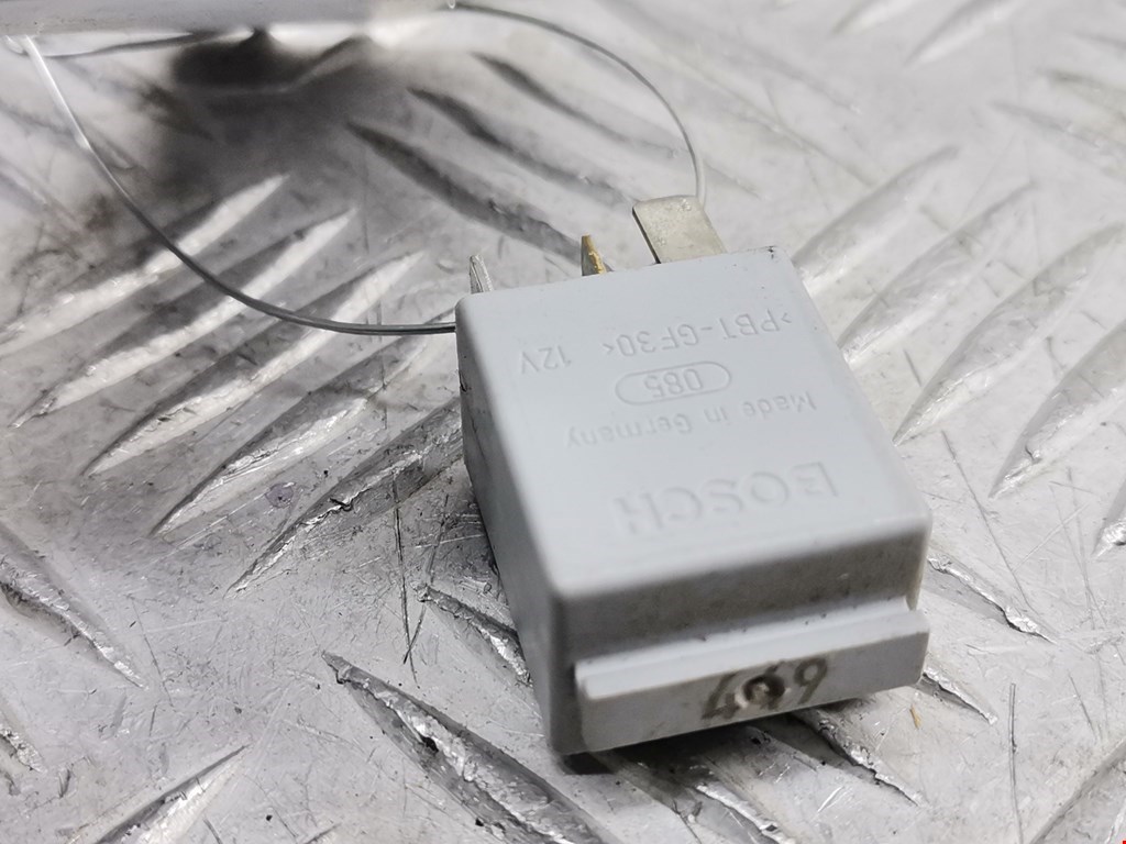 Реле VOLKSWAGEN Transporter T4 1990-2003