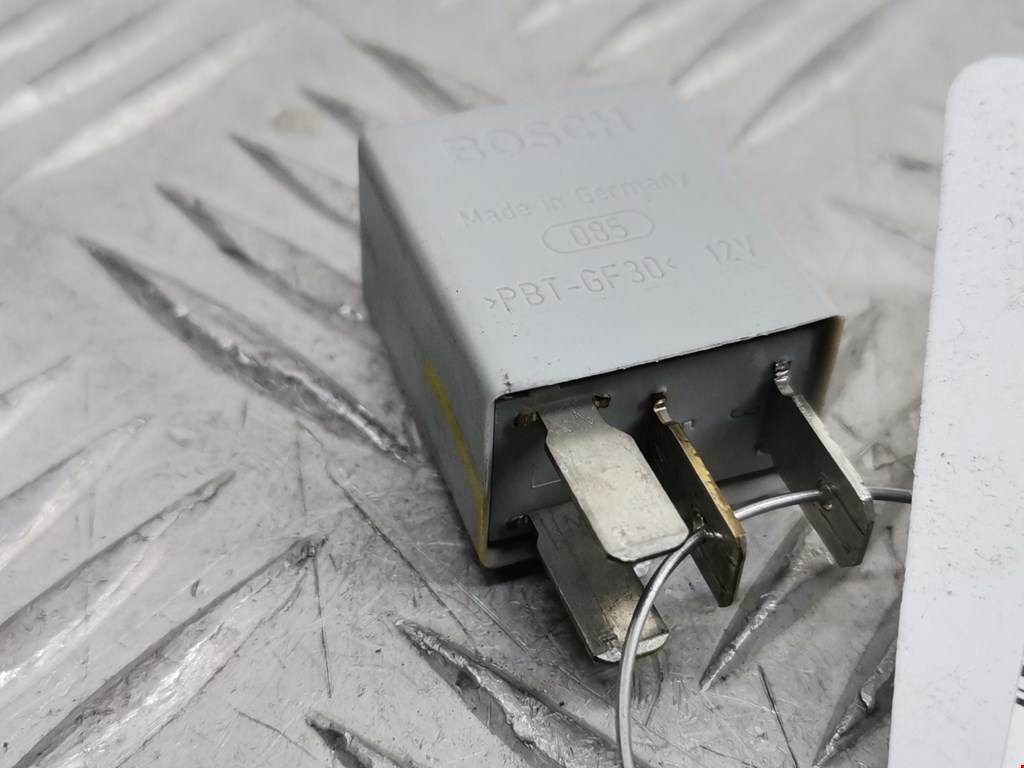 Реле VOLKSWAGEN Transporter T4 1990-2003