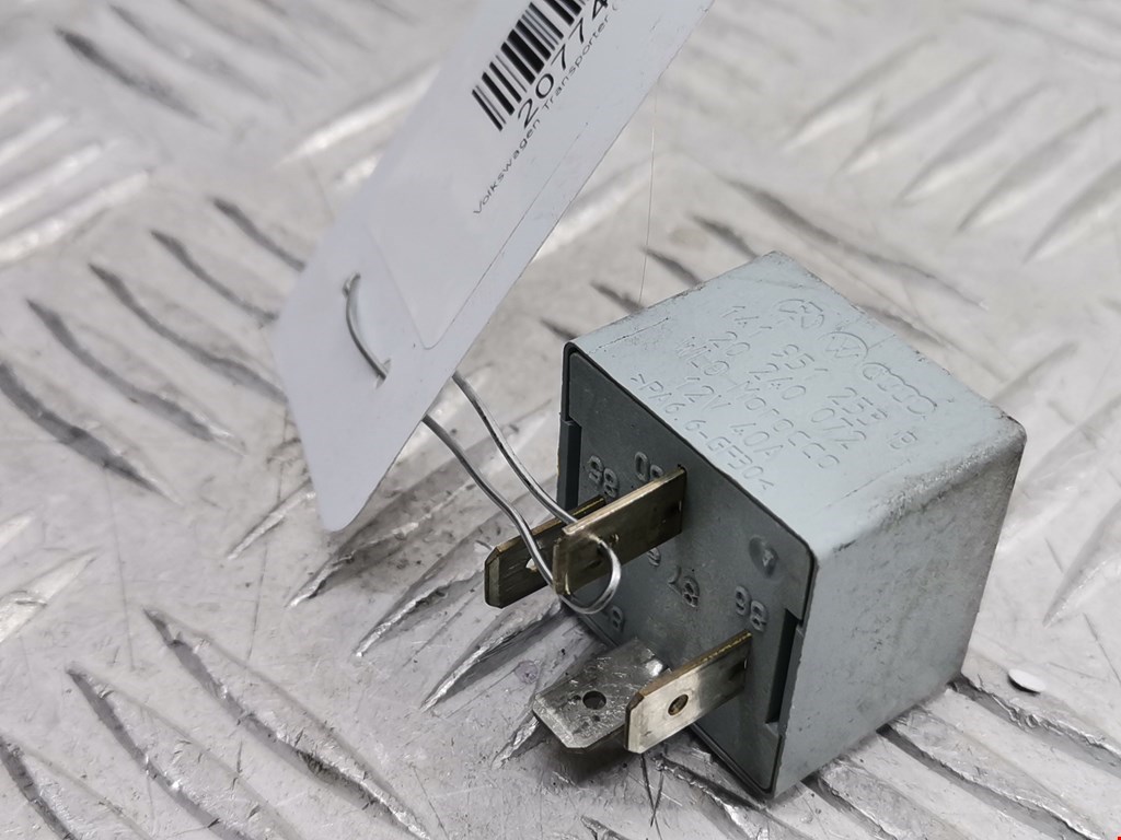 Реле VOLKSWAGEN Transporter T4 1990-2003