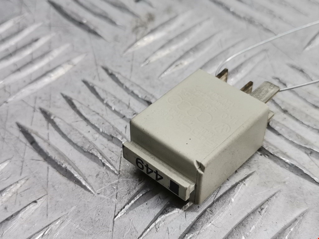 Реле VOLKSWAGEN Touran 2003-2010