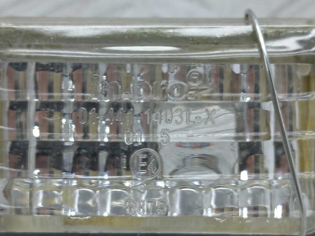 Повторитель на крыло AUDI 80 B4 1991-1996