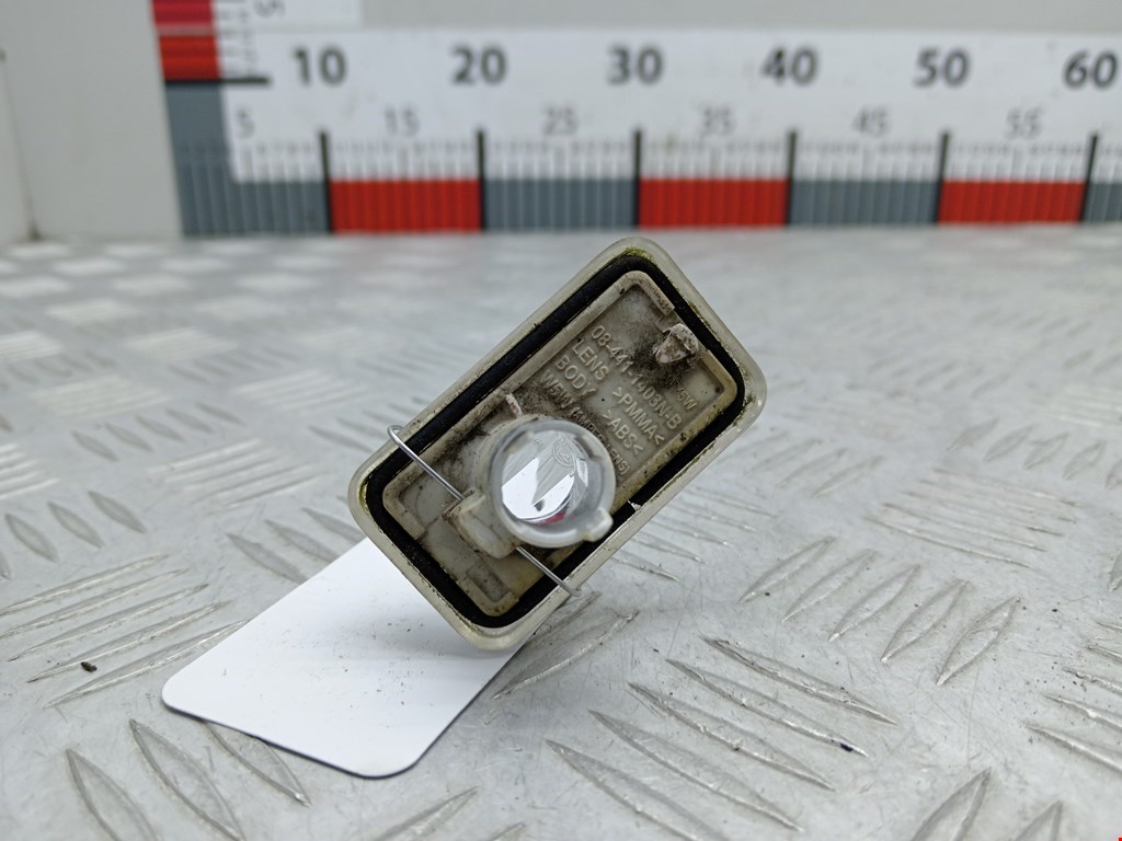 Повторитель на крыло AUDI 80 B4 1991-1996