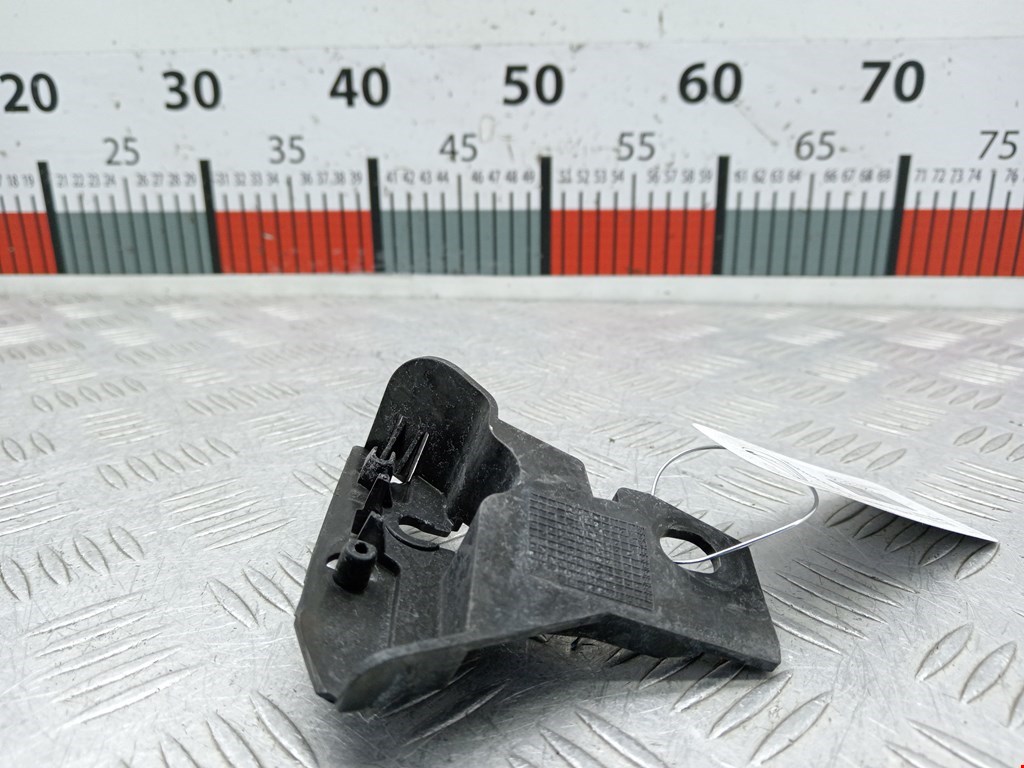 Кронштейн переднего бампера левый MERCEDES-BENZ Sprinter 906 2006-2018