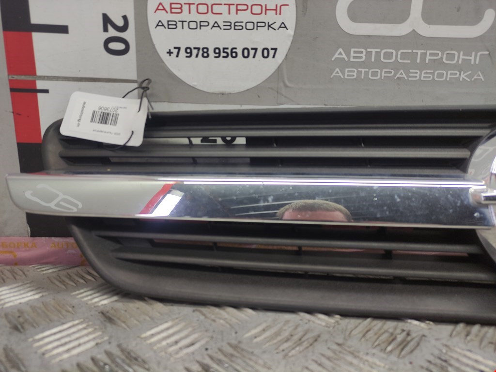 Решетка радиатора OPEL Meriva A 2003-2010