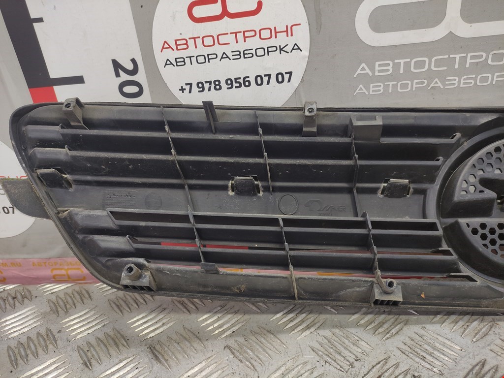 Решетка радиатора OPEL Meriva A 2003-2010