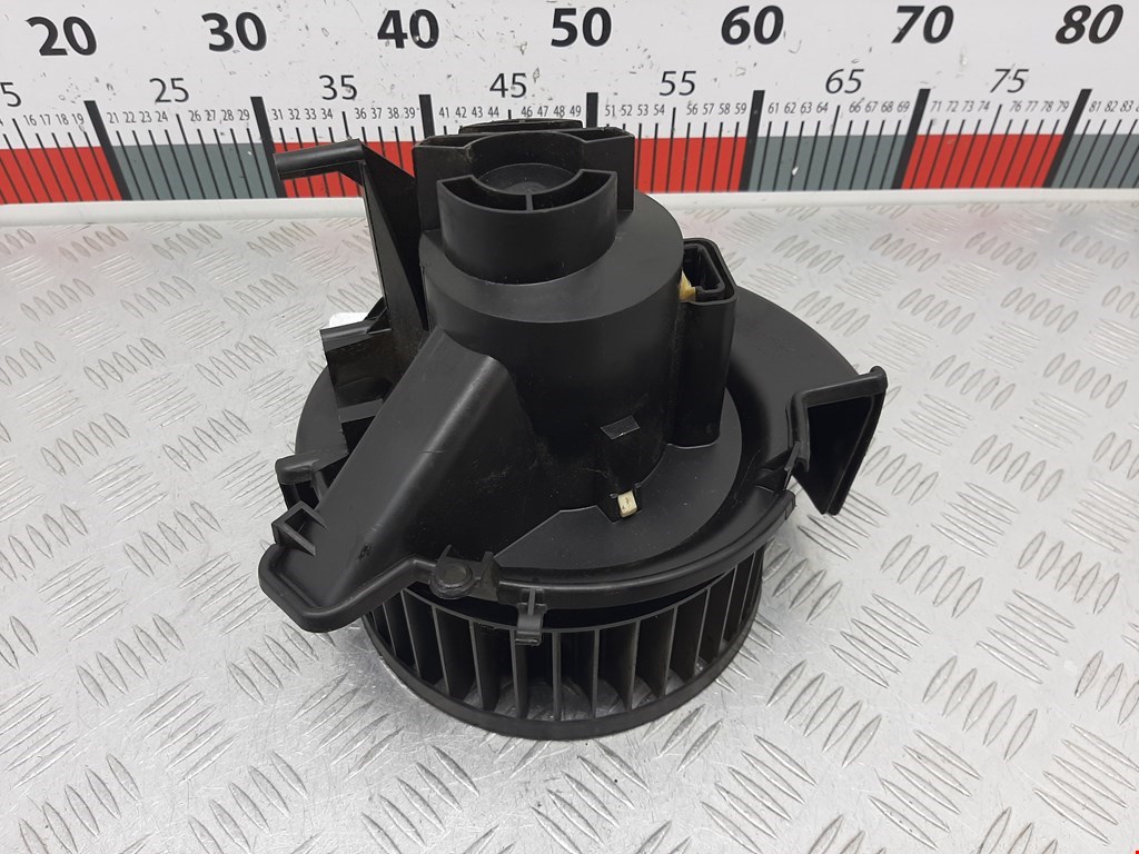 Моторчик (мотор) отопителя салона OPEL Astra G 1998-2005