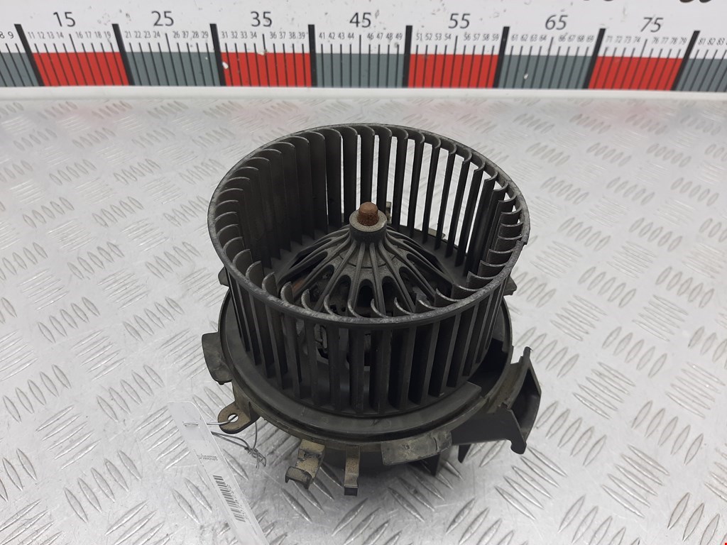 Моторчик (мотор) отопителя салона NISSAN Inerstar 1997-2010