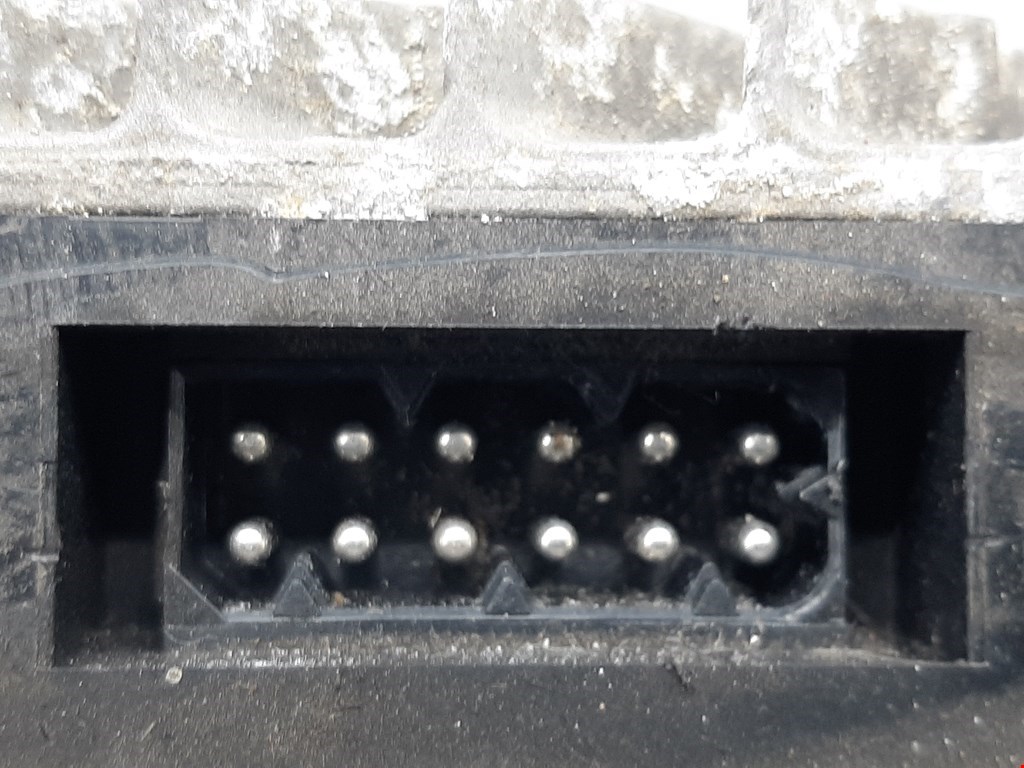 Усилитель акустической системы BMW 5er 5 серия E39 1995-2004