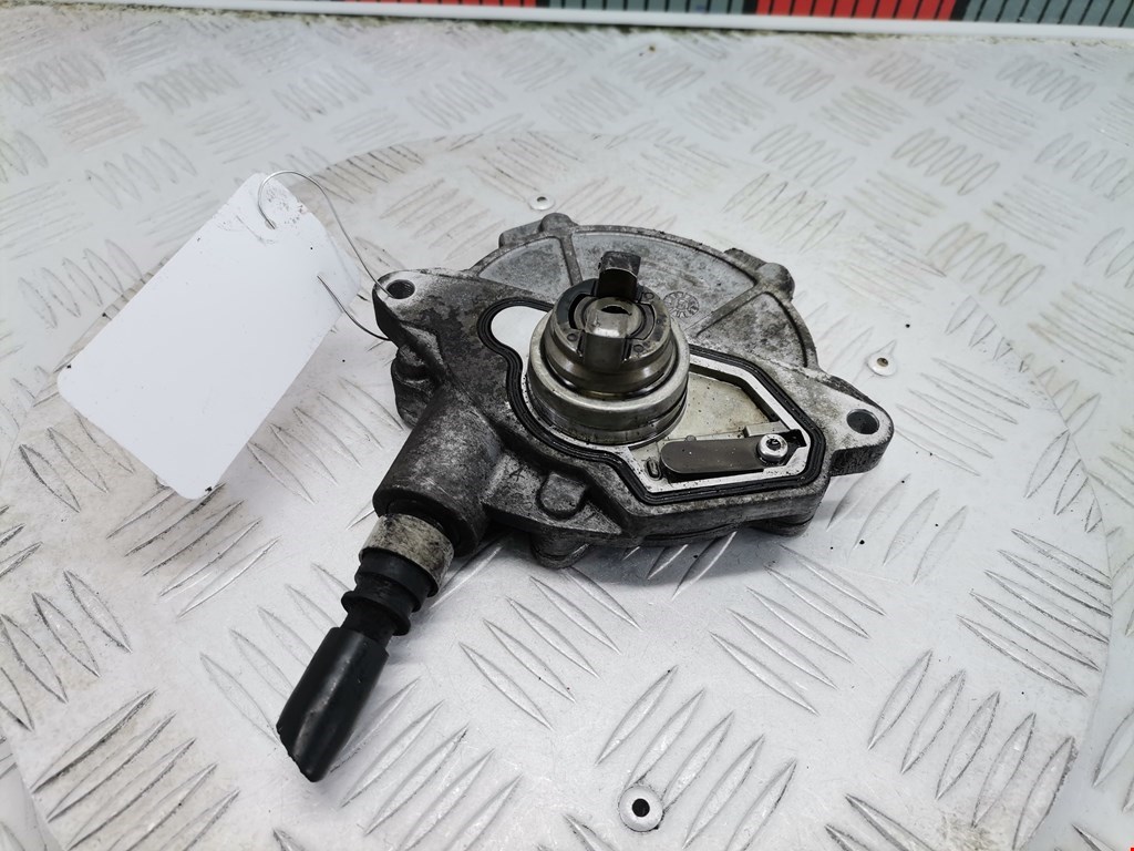 Насос вакуумный Mercedes A-Class (W169) (2004-2012)