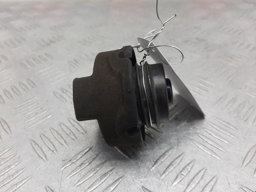 Крышка топливного бака AUDI 80 B4 1991-1996